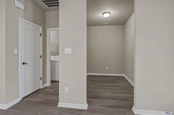 $1,800 | 3036 South Roth Avenue, Gonzales, LA 70737