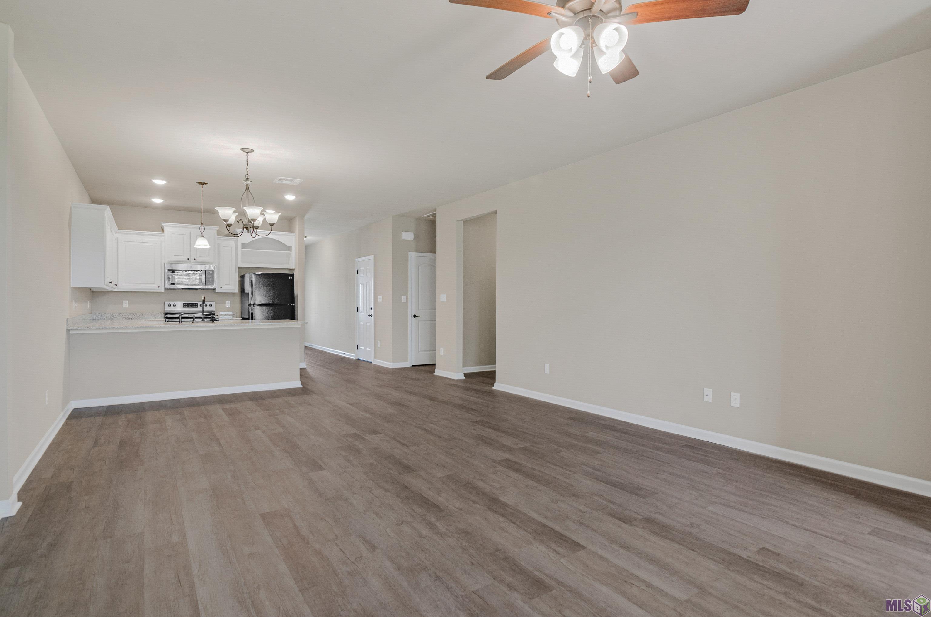 3036 South Roth Avenue Gonzales, LA 70737 - Photo 4 of 15