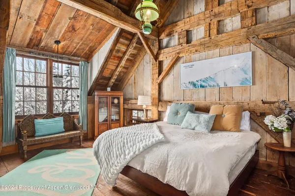 a view of front door and small houses