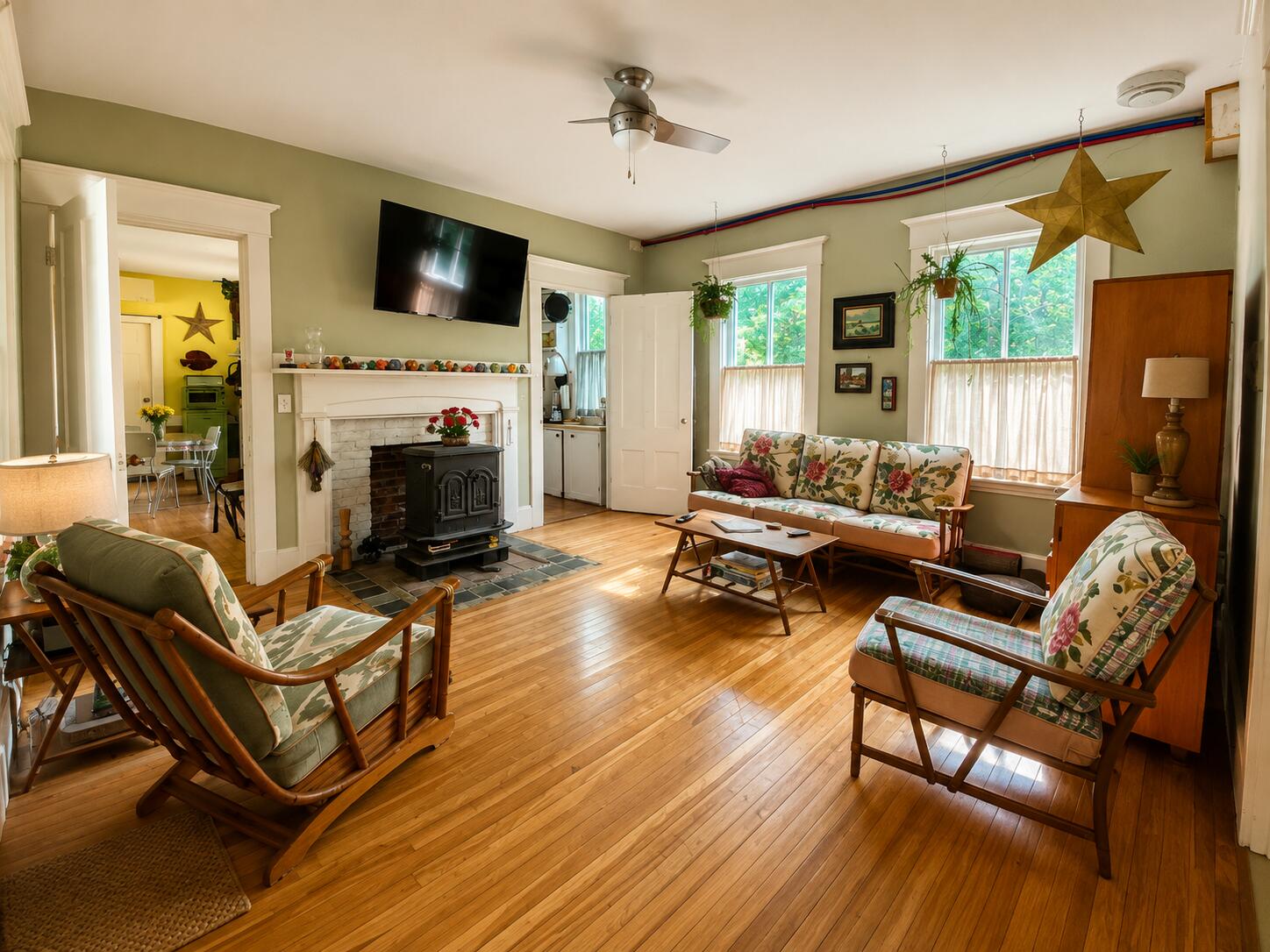 832 Stetson Road Exeter, ME 04435 - Photo 23 of 63 Parlor