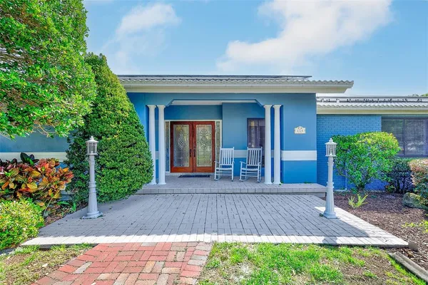 $1,390,000 | 1725 Long Bow Lane, Clearwater, FL 33764