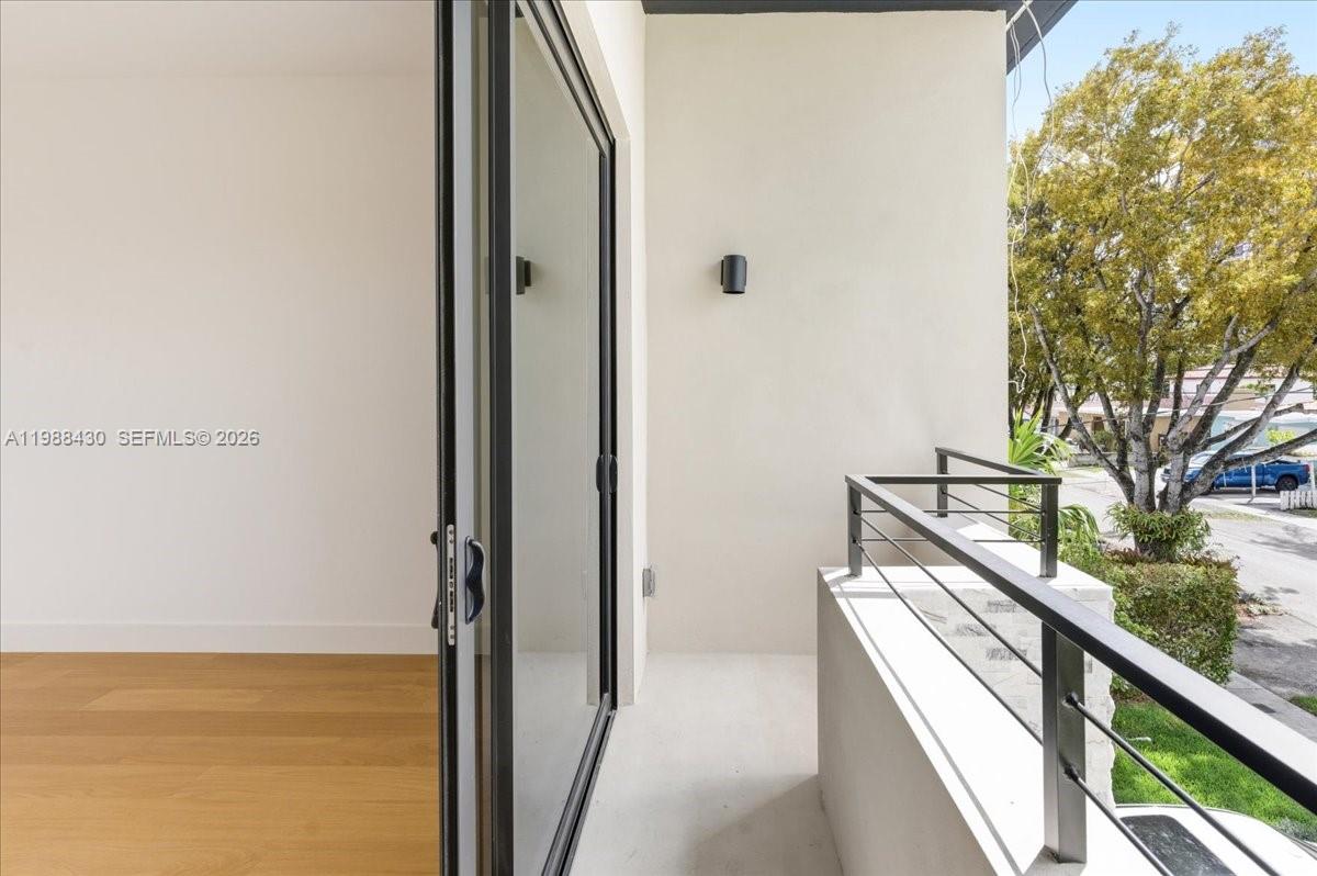 2925 Southwest 36th Avenue Miami, FL 33133 - Photo 22 of 59