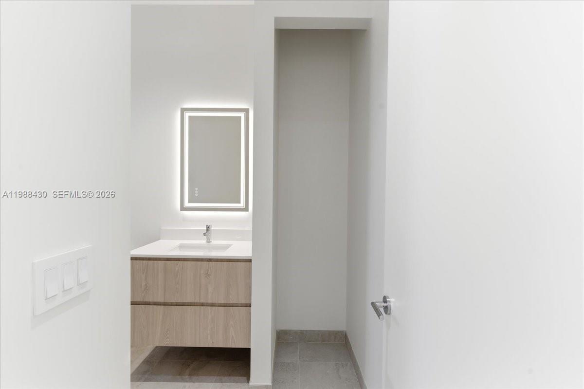 2925 Southwest 36th Avenue Miami, FL 33133 - Photo 32 of 59