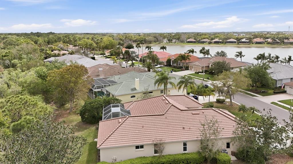6653 Windjammer Place Lakewood Ranch, FL 34202 - Photo 26 of 47
