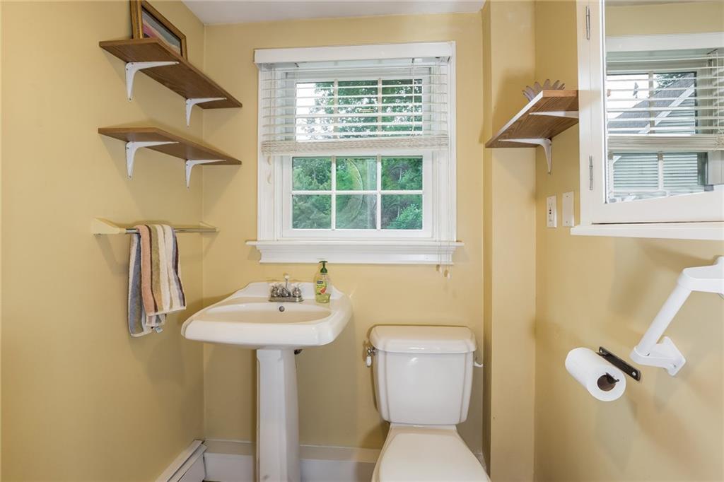 191 Old Post Road York, ME 03909 - Photo 20 of 29 Photo