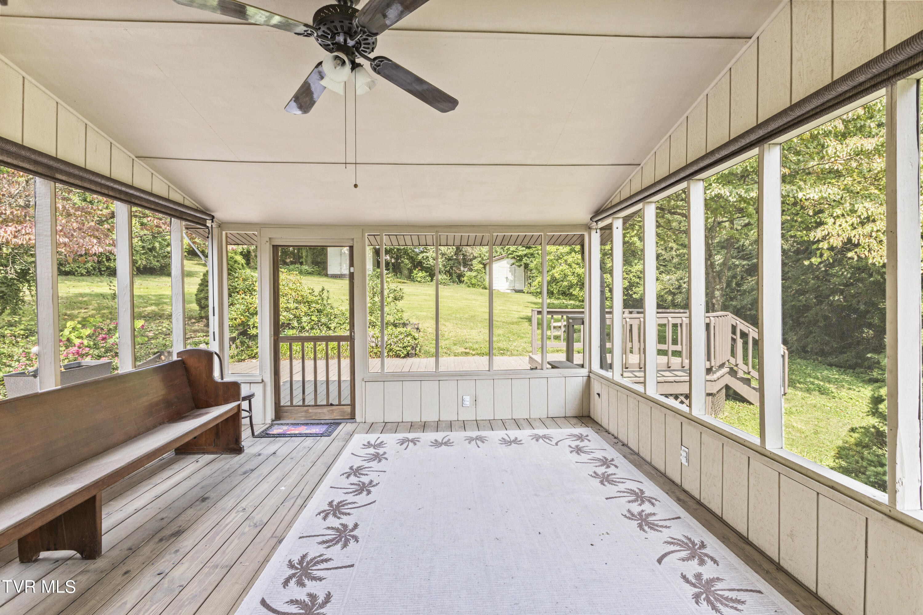 1902 Overhill Road Bristol, VA 24201 - Photo 15 of 54 128A4881