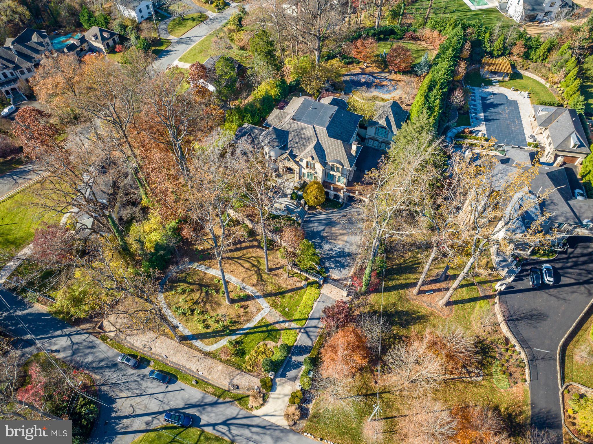 8710 Fernwood Road Bethesda, MD 20817 - Photo 33 of 40 Aerial View