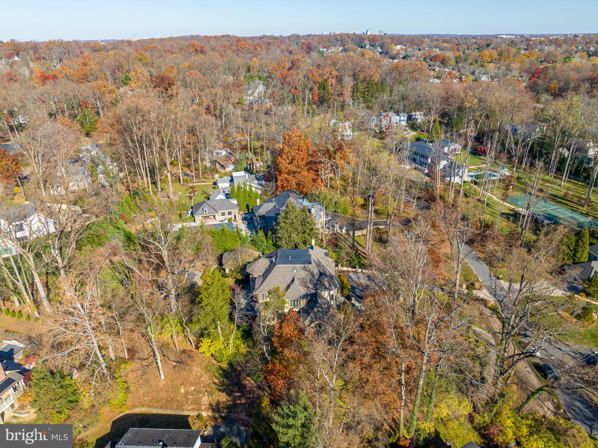 8710 Fernwood Road Bethesda, MD 20817 - Photo 34 of 40 Aerial View