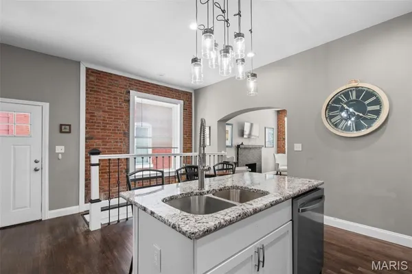 $160,000 | 7205 Pennsylvania Avenue, St. Louis, MO 63111