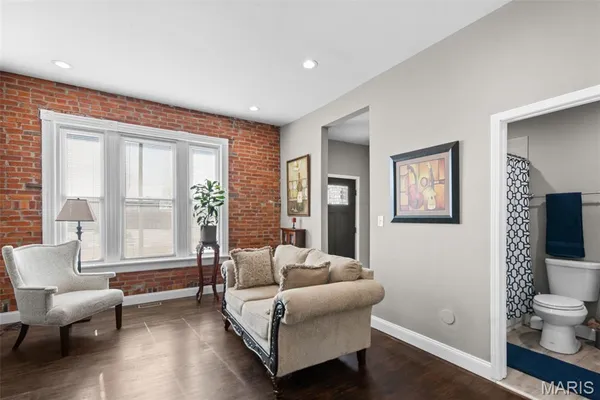 $160,000 | 7205 Pennsylvania Avenue, St. Louis, MO 63111
