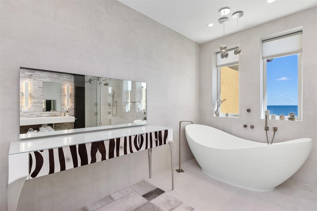 2140 North Ocean Boulevard, Unit V Fort Lauderdale, FL 33305 - Photo 46 of 63