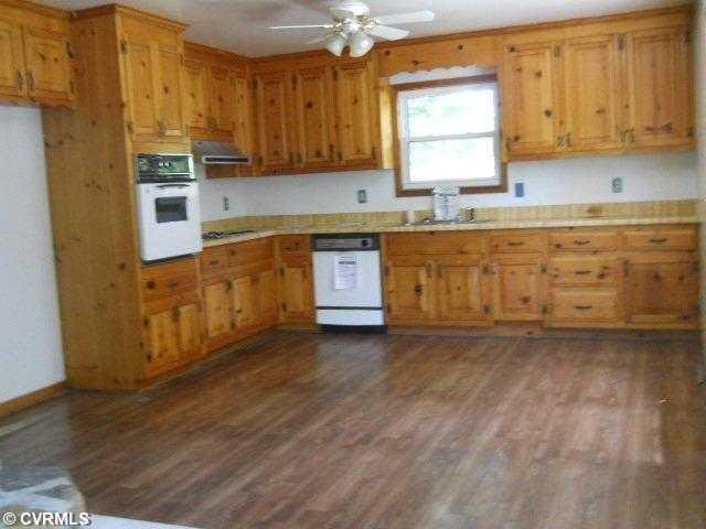 2147 Bagby Road Bumpass, VA 23024 - Photo 4 of 6 Kitchen