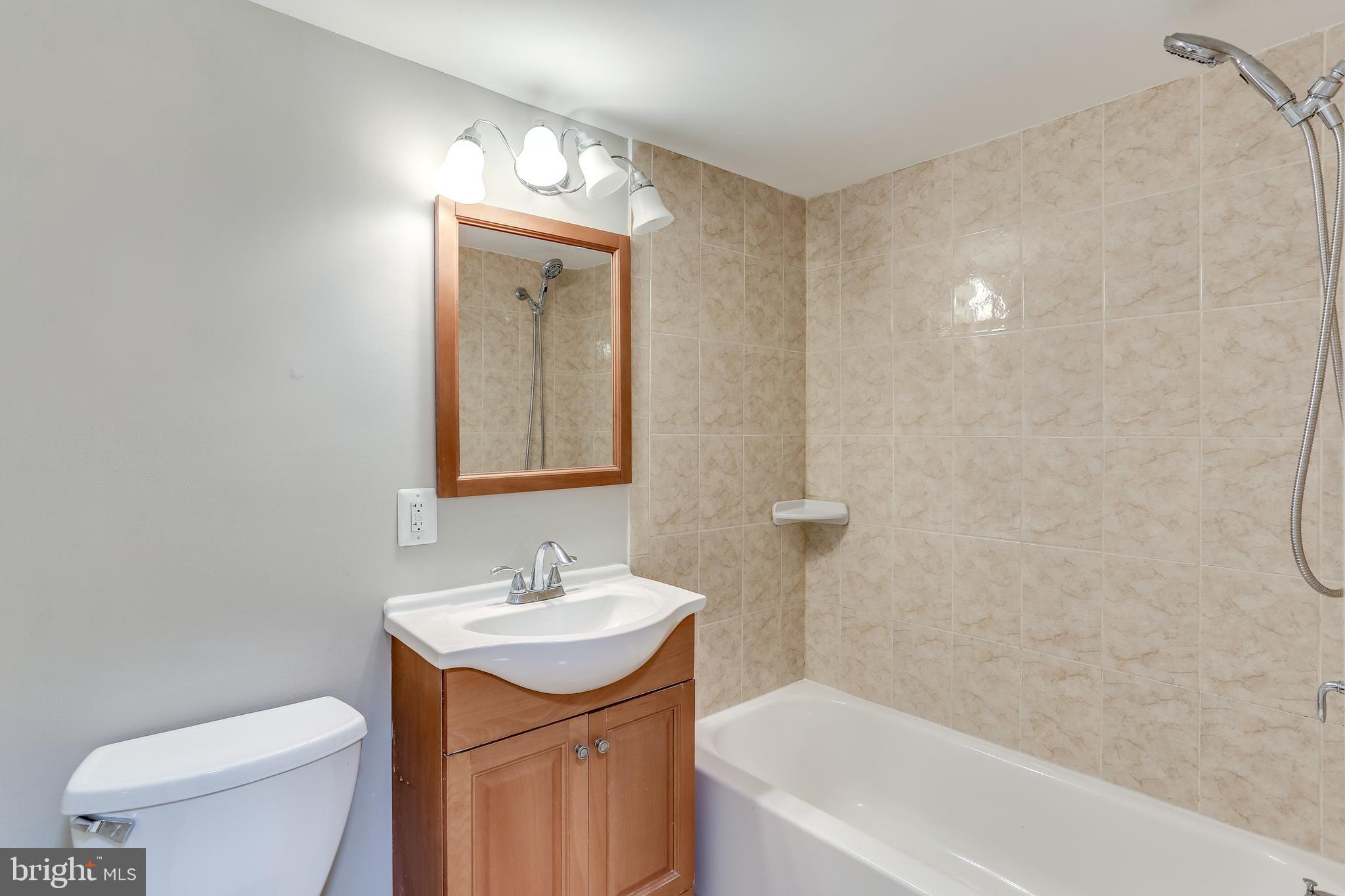 9278 Adelphi Road, Unit 203 Hyattsville, MD 20783 - Photo 19 of 27