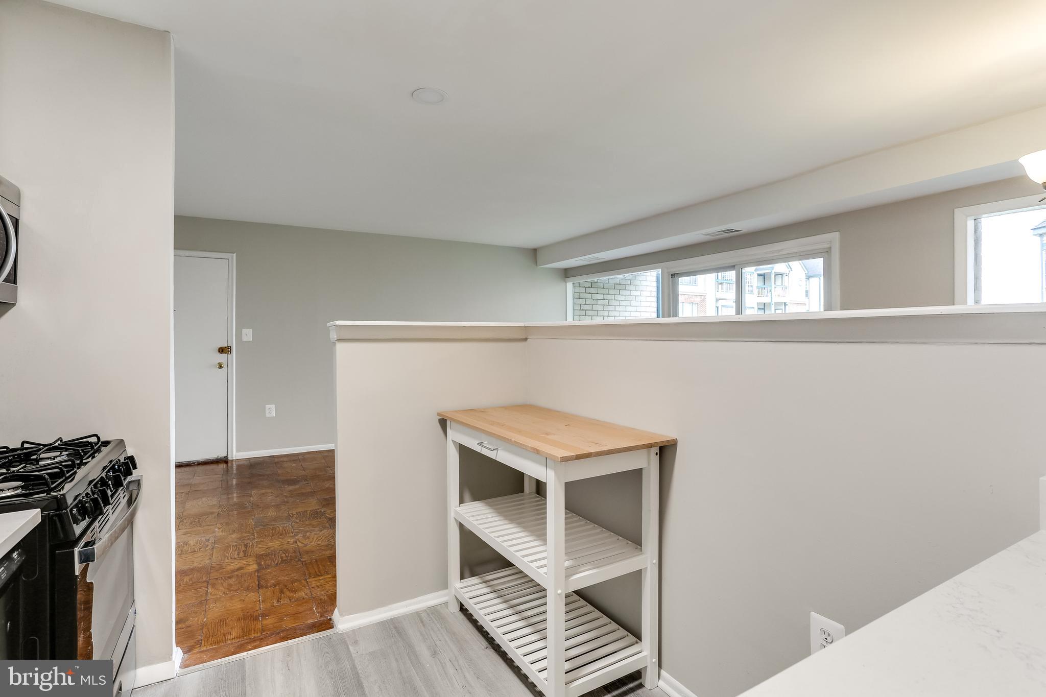 9278 Adelphi Road, Unit 203 Hyattsville, MD 20783 - Photo 5 of 27