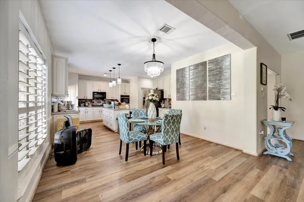 $3,500 | 3602 Garrettsville Drive, Pearland, TX 77584