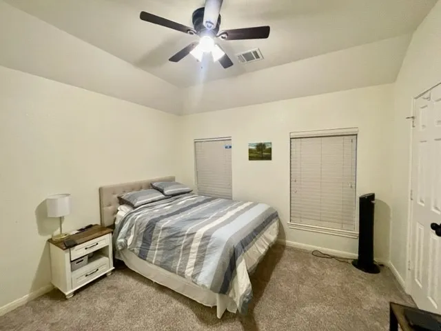 $3,500 | 3602 Garrettsville Drive, Pearland, TX 77584