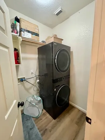 $3,500 | 3602 Garrettsville Drive, Pearland, TX 77584