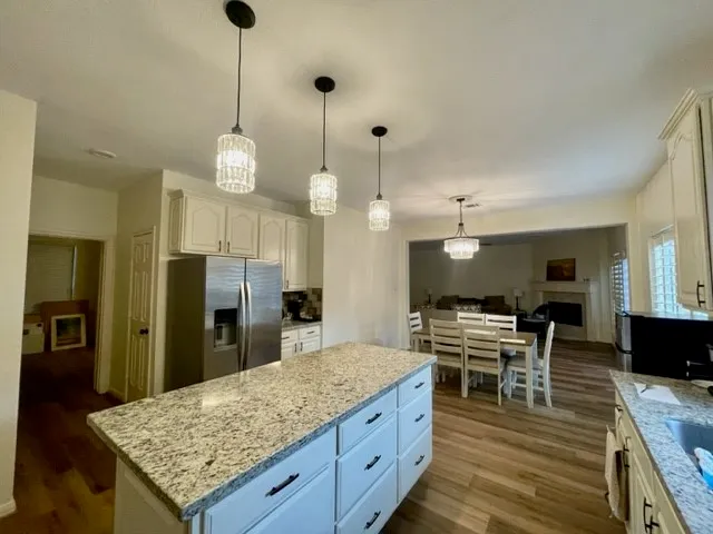 $3,500 | 3602 Garrettsville Drive, Pearland, TX 77584