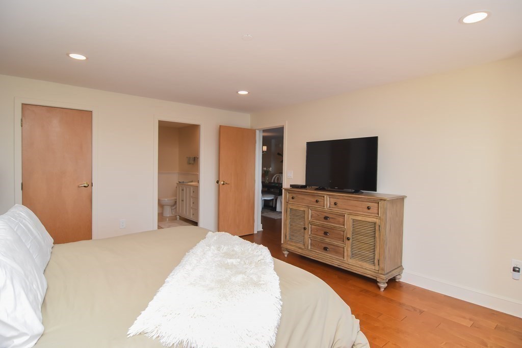 65 Lake Avenue, Unit 220 Worcester, MA 01604 - Photo 11 of 40