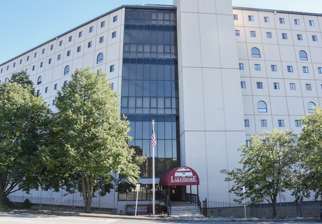 65 Lake Avenue, Unit 220 Worcester, MA 01604 - Photo 2 of 40