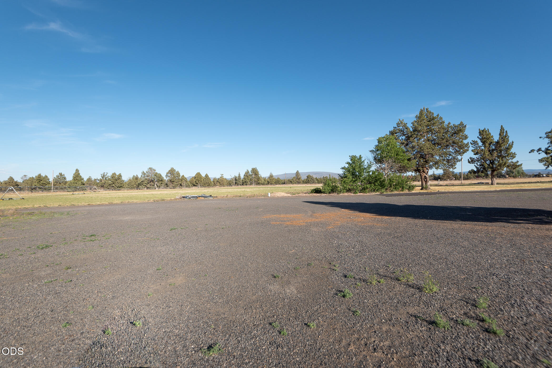 26275 Willard Road Bend, OR 97701 - Photo 44 of 68