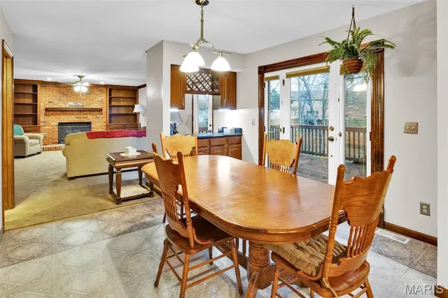 $675,000 | 15142 Highcroft Drive, Chesterfield, MO 63017