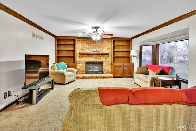 $675,000 | 15142 Highcroft Drive, Chesterfield, MO 63017