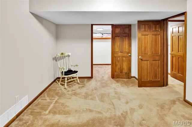 $675,000 | 15142 Highcroft Drive, Chesterfield, MO 63017