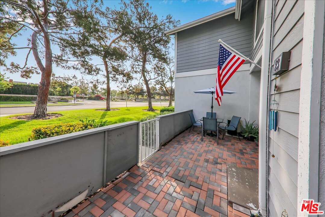 23 Remington Irvine, CA 92620 - Photo 4 of 28