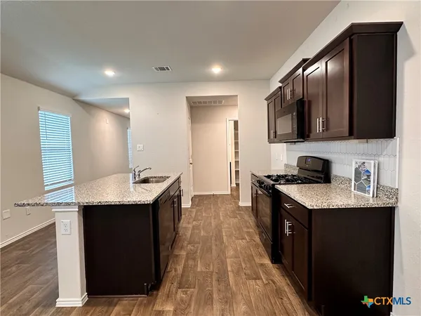 $1,750 | 101 Calgary Lane, San Marcos, TX 78666