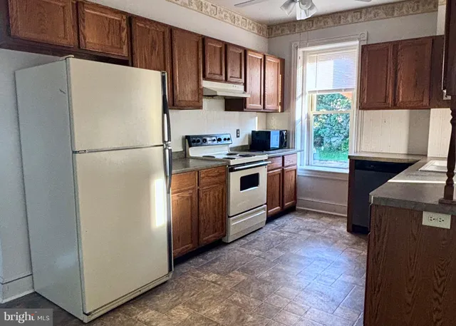 $364,000 | 3088 Lincoln Highway East, Paradise, PA 17562