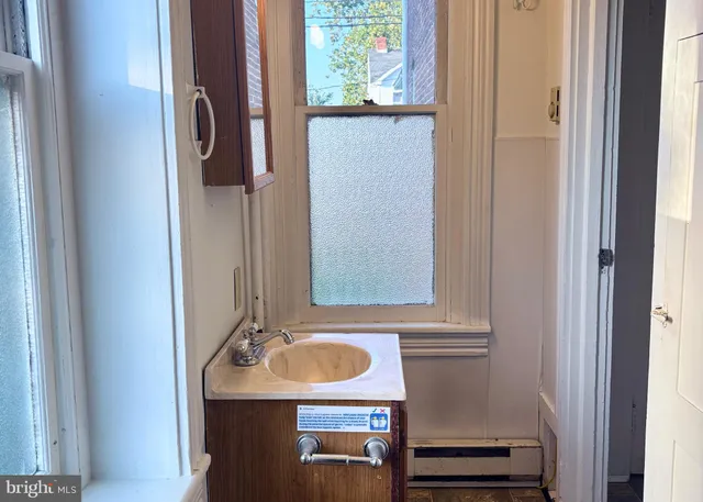 $364,000 | 3088 Lincoln Highway East, Paradise, PA 17562