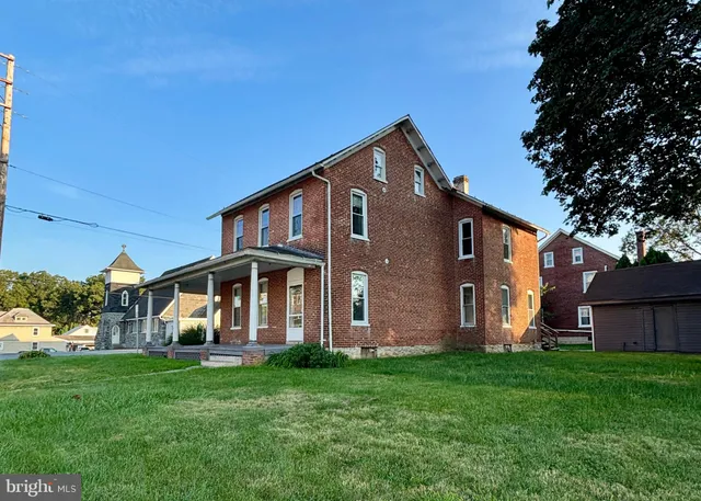 $364,000 | 3088 Lincoln Highway East, Paradise, PA 17562