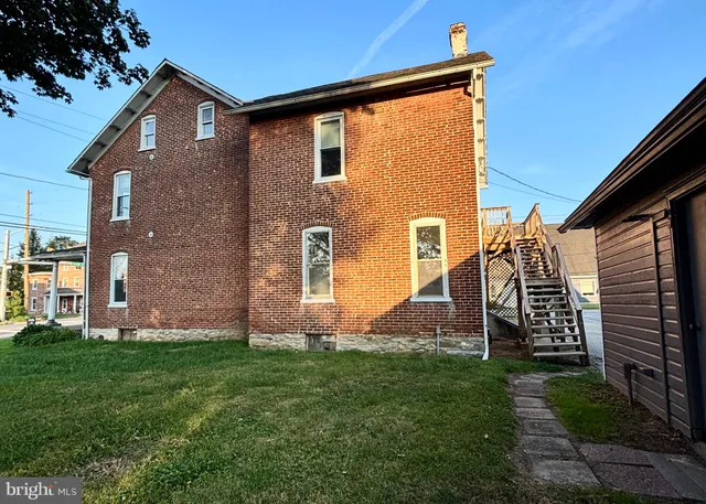 $364,000 | 3088 Lincoln Highway East, Paradise, PA 17562