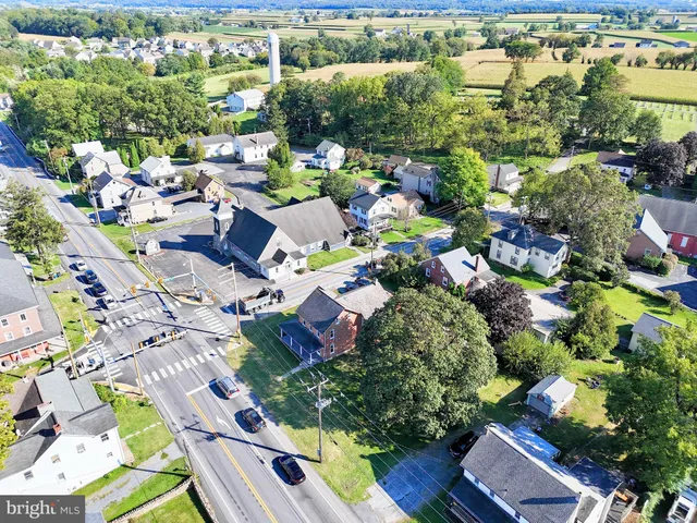 $364,000 | 3088 Lincoln Highway East, Paradise, PA 17562