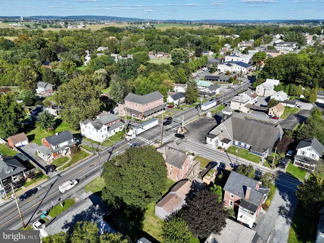 $364,000 | 3088 Lincoln Highway East, Paradise, PA 17562