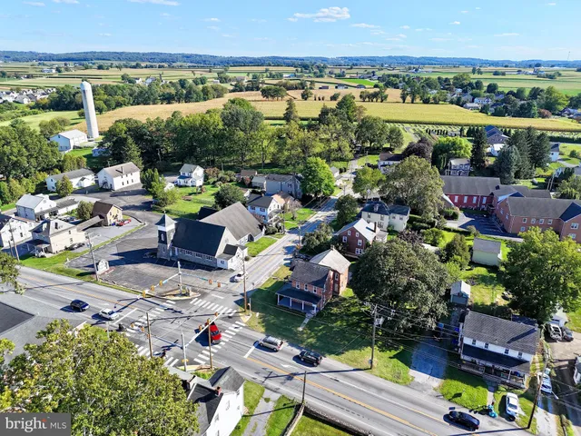 $364,000 | 3088 Lincoln Highway East, Paradise, PA 17562