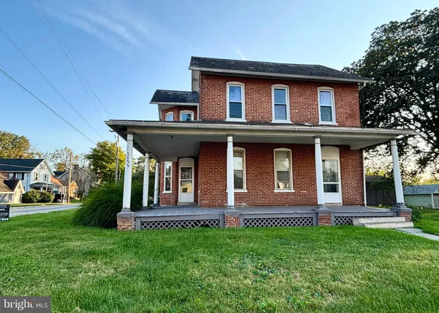 $364,000 | 3088 Lincoln Highway East, Paradise, PA 17562