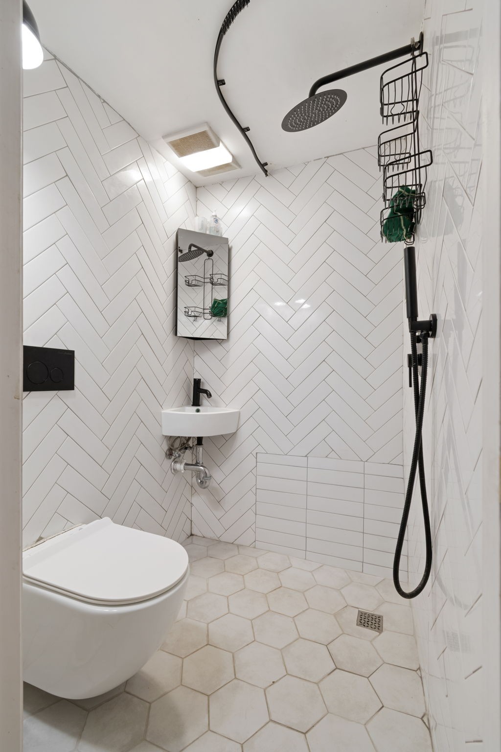 309 Harris Street Madison, TN 37115 - Photo 8 of 52 a bathroom with a toilet and a shower