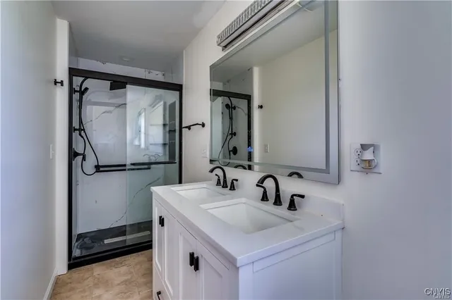 $2,500 | 31847 County Route 143, Carthage, NY 13619