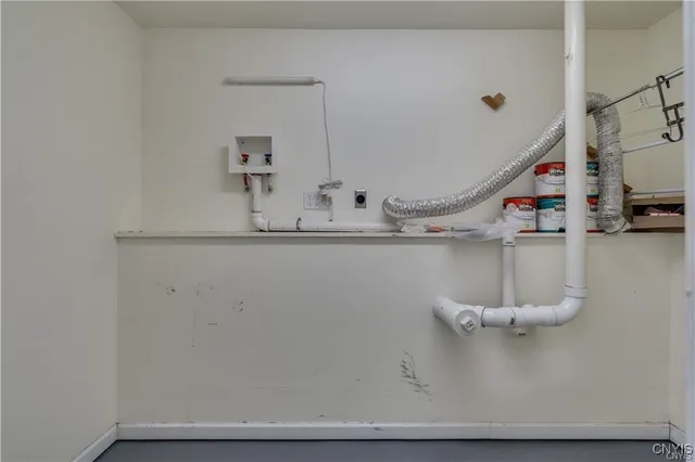 $2,500 | 31847 County Route 143, Carthage, NY 13619