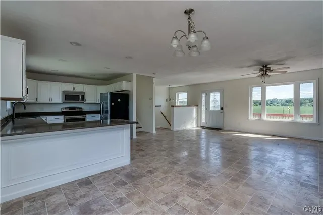 $2,500 | 31847 County Route 143, Carthage, NY 13619