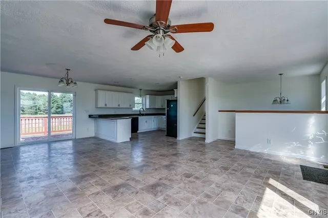 $2,500 | 31847 County Route 143, Carthage, NY 13619