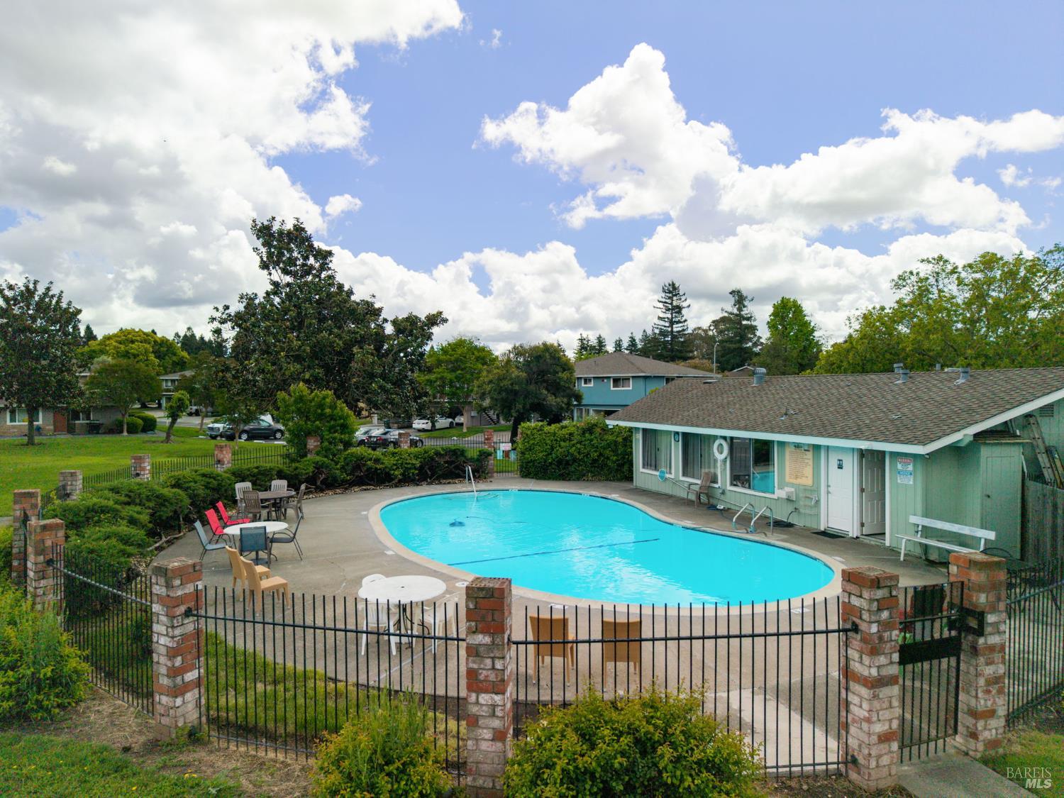 2432 Plata Court Santa Rosa, CA 95403 - Photo 15 of 17