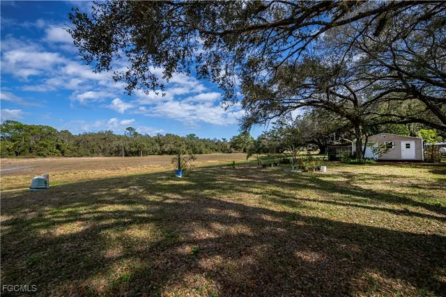 $1,800 | 4001 East Sunflower Circle, LaBelle, FL 33935