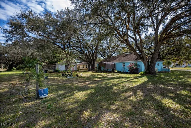 $1,800 | 4001 East Sunflower Circle, LaBelle, FL 33935