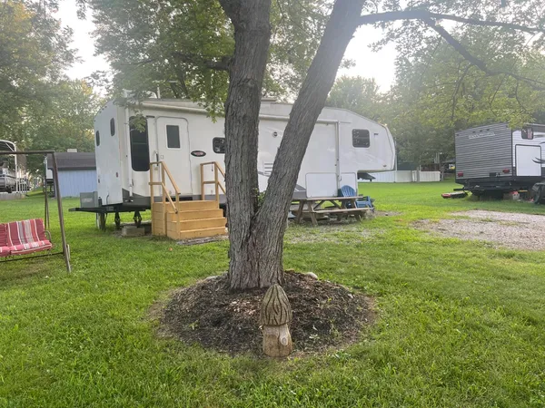 $28,000 | 15040 Lakeshore Boulevard, Brookville, IN 47012