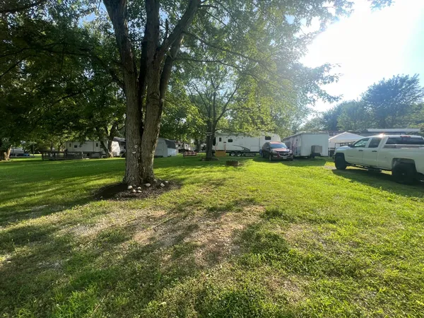 $28,000 | 15040 Lakeshore Boulevard, Brookville, IN 47012