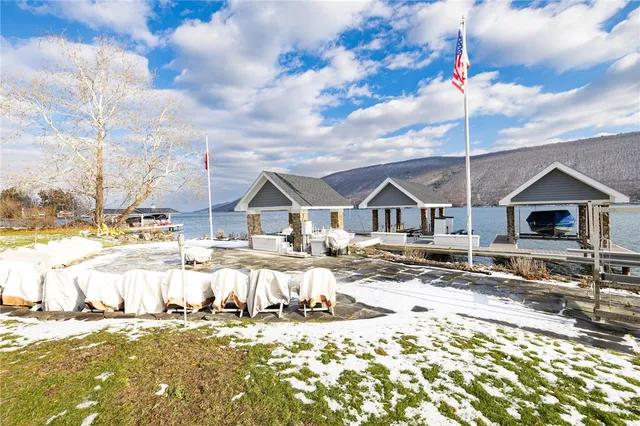 $3,650,000 | 6985 State Rte 21, South Bristol, NY 14512