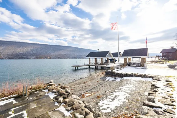 $3,395,000 | 6985 State Rte 21, South Bristol, NY 14512